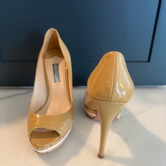 Prada Pumps - Picture 2 of 3